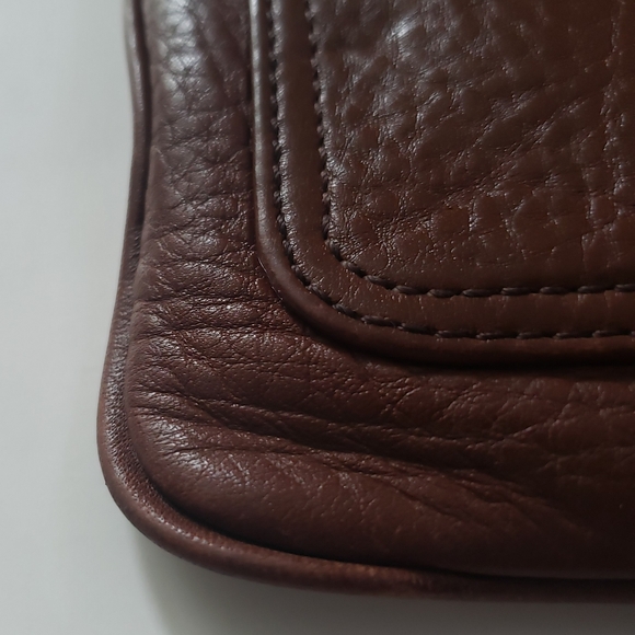 Coach | Signature Swing Pack Crossbody Messenger Bag - Picture 10 of 16